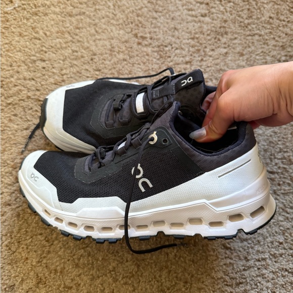 On Clouds Shoes - On Running Ultra cloud